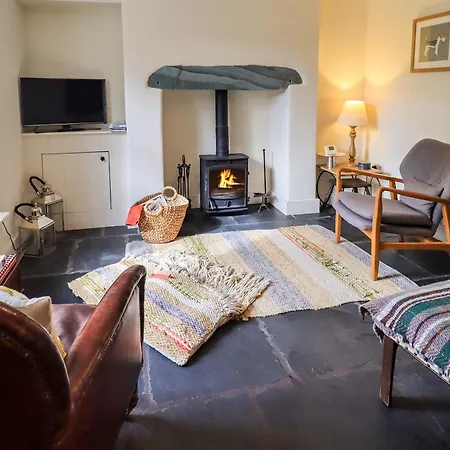 Beck Steps 1 Grasmere